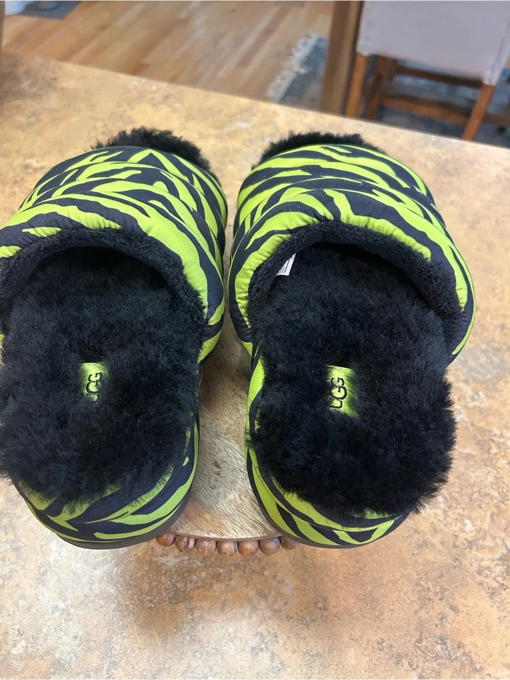 UGG Maxi Slide Platform Slide Sandals Tiger Print Key Lime in Lime